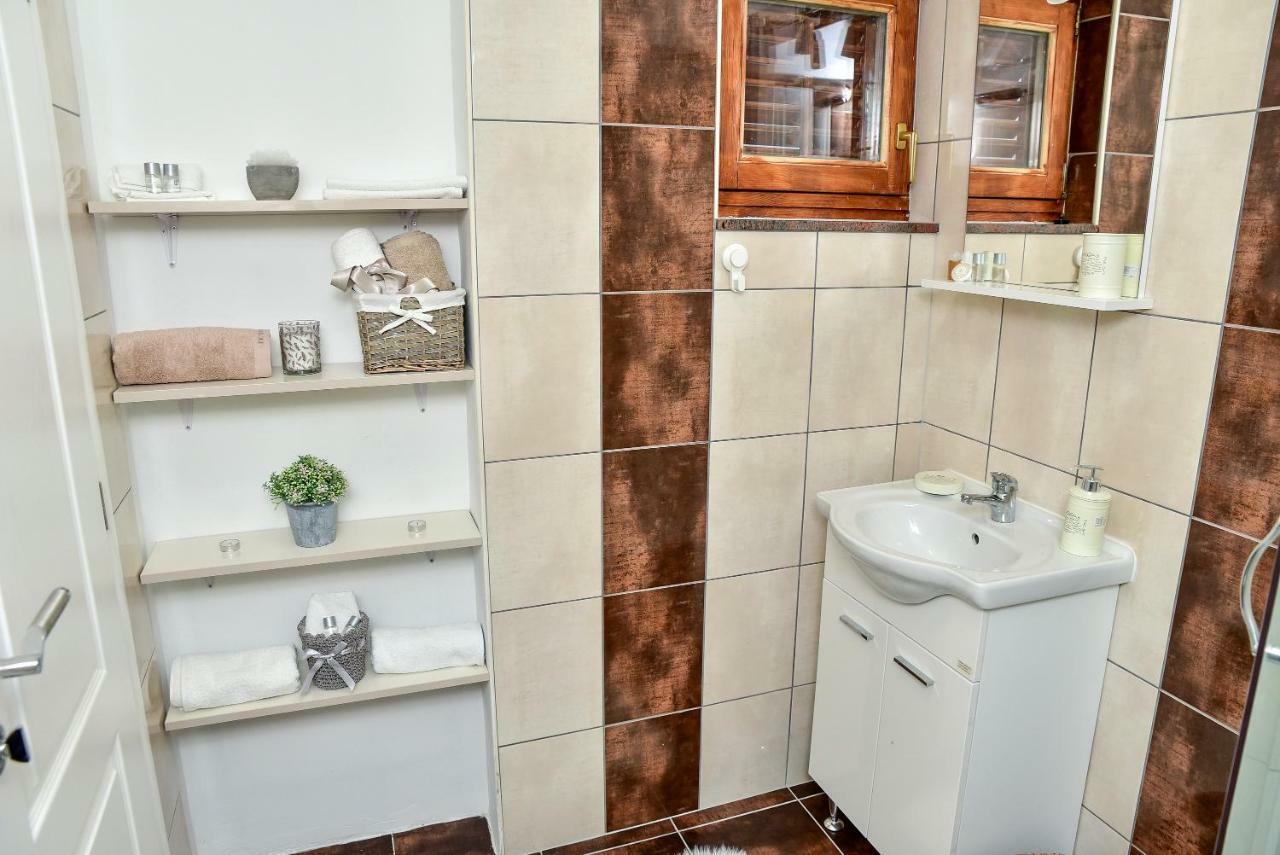Apartman Mare Zara Esterno foto